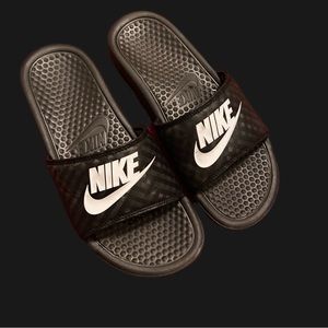 Black Nike Slides